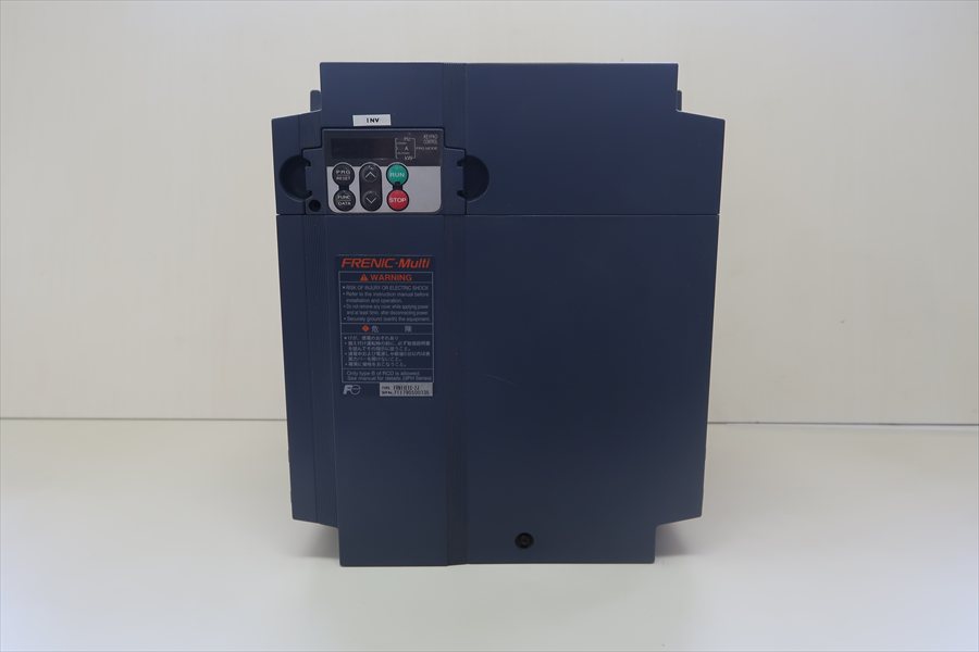 富士電機(株)　低圧インバータ　FRN11E1S-2J／2007年製