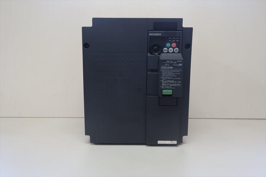 三菱電機(株)　インバータ　FR-E720-11K／2011年製