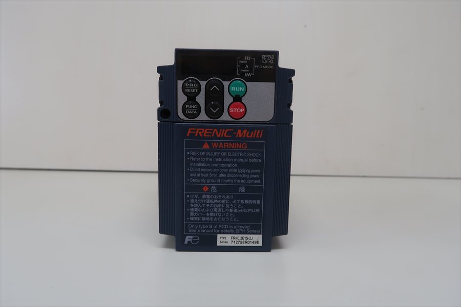 富士電機(株)　インバータ　FRN0.2E1S-2J／2007年製　