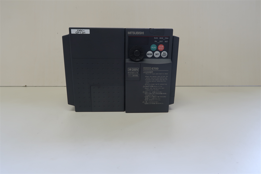 三菱電機(株)　インバータ　FR-E720-3.7K／2014年製