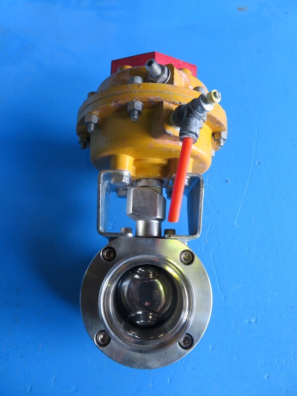 トーステ(株)　エアーアクチュエータ付ボールバルブ