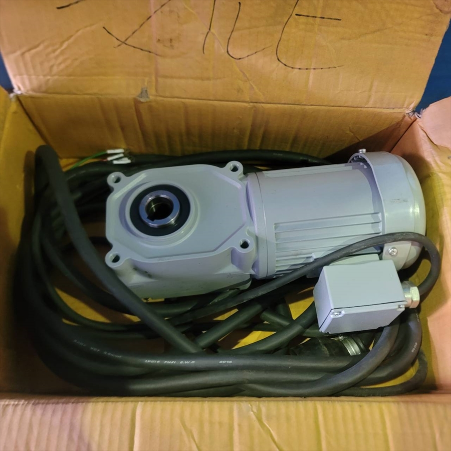 (株)ニッセイ　インダクションギアモータ　F3S25N060-UTM020NA／2016年製