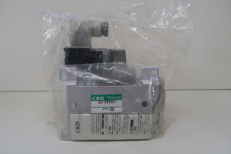 CKD(株)　パイロット式５ポートセレックスバルブ　4F510-15-LP-DC24 【未使用品】