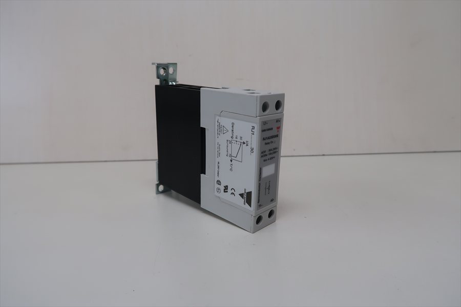 カルロ・ガバッツィ　ソリッドステートコンタクタ　RJ1A23D30E MINI