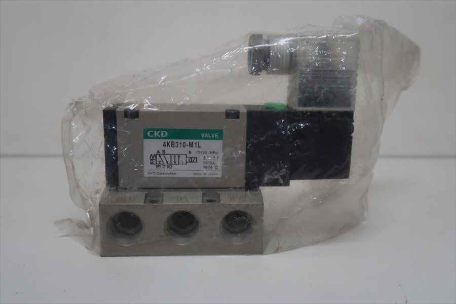 CKD(株)　パイロット式5ポートセレックスバルブ　4KB310-M1L-DC24V　【未使用品】　