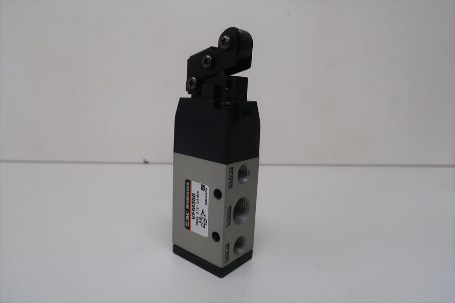 SMC(株)　5ポートメカニカルバルブ　VFM-350-02-01