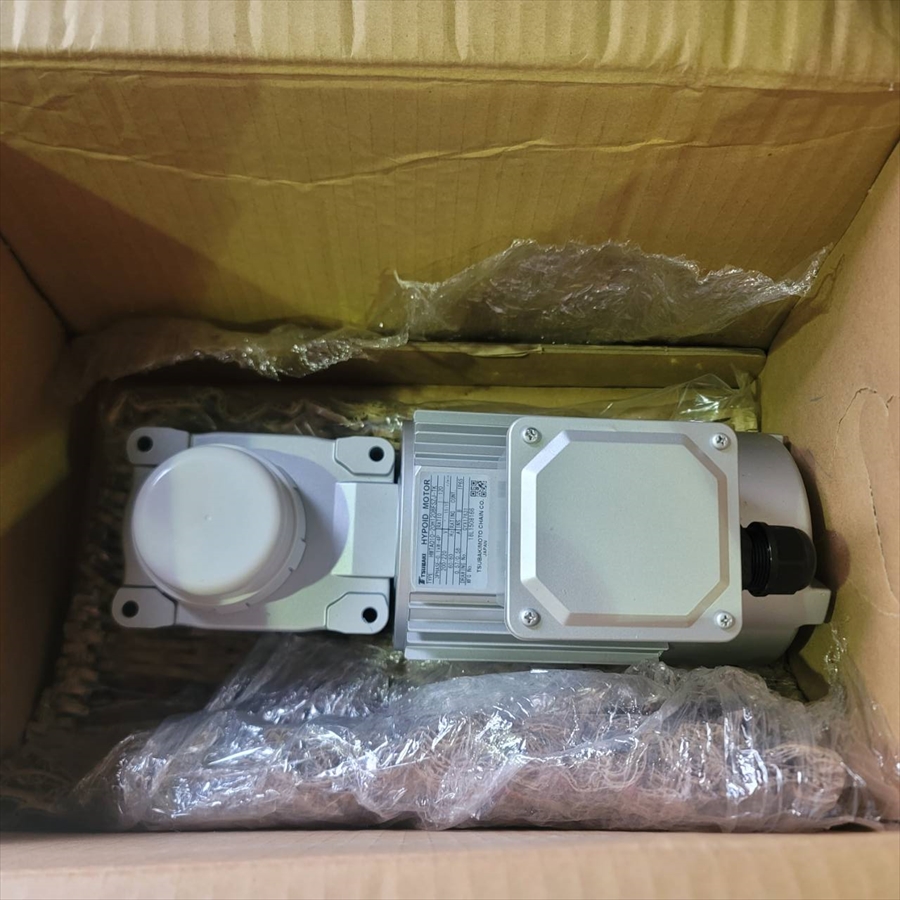 (株)椿本チェーン　ハイポイドモーター　HMTA010-20H120BFSZJ-TK／2018年製【未使用品】