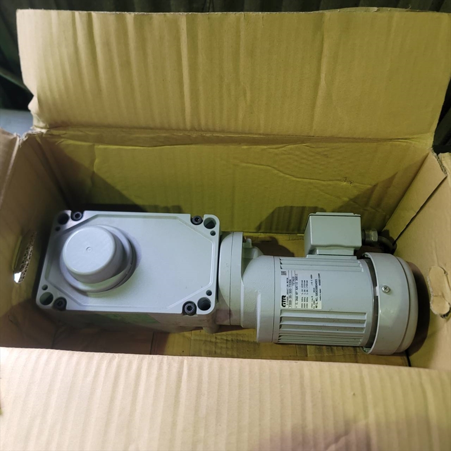 (株)ニッセイ　インダクションギアモータ　F3SB-35-300-T020A／2015年製